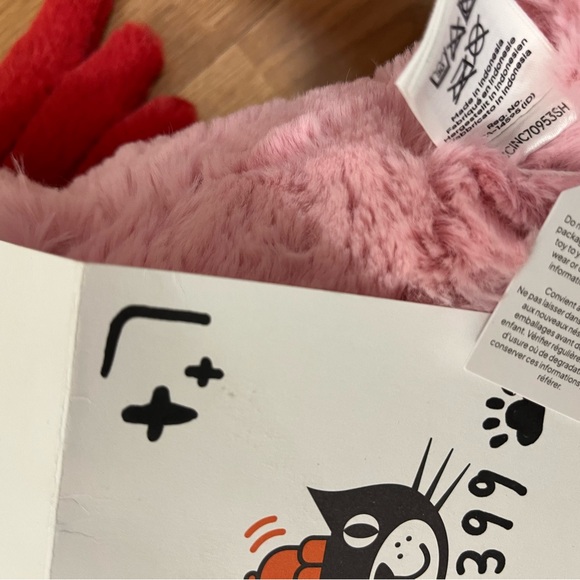 Jellycat Authentic Heart Dragon – Valentine’s Day Gift - Picture 5 of 6